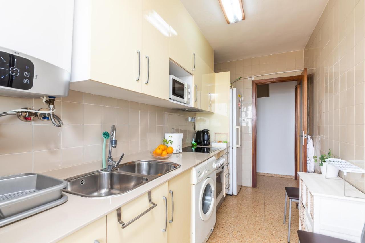 Isola Beachside Apartment บาเลนเซีย ภายนอก รูปภาพ