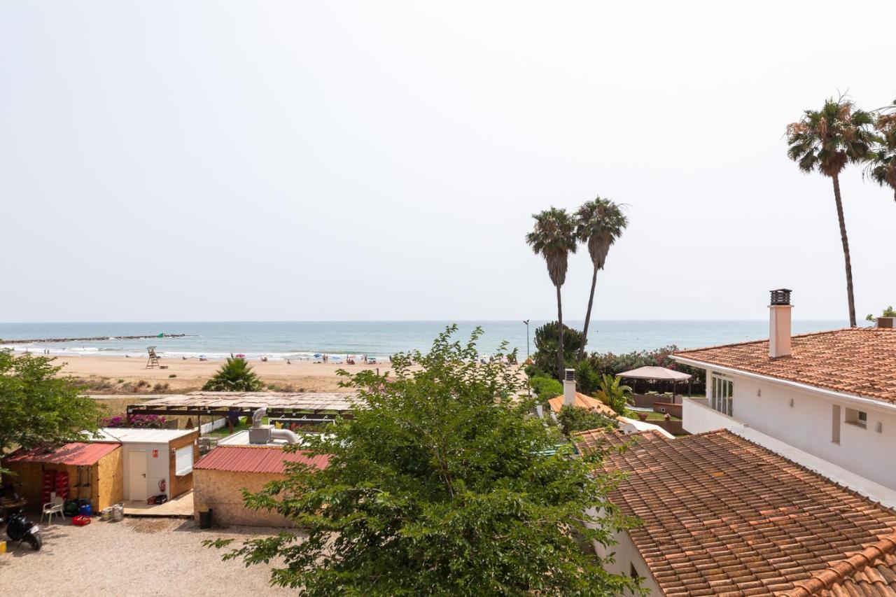 Isola Beachside Apartment บาเลนเซีย ภายนอก รูปภาพ