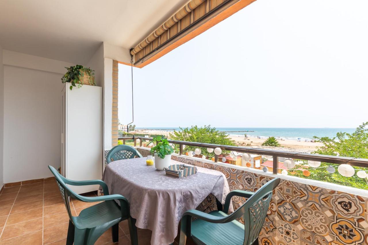 Isola Beachside Apartment บาเลนเซีย ภายนอก รูปภาพ