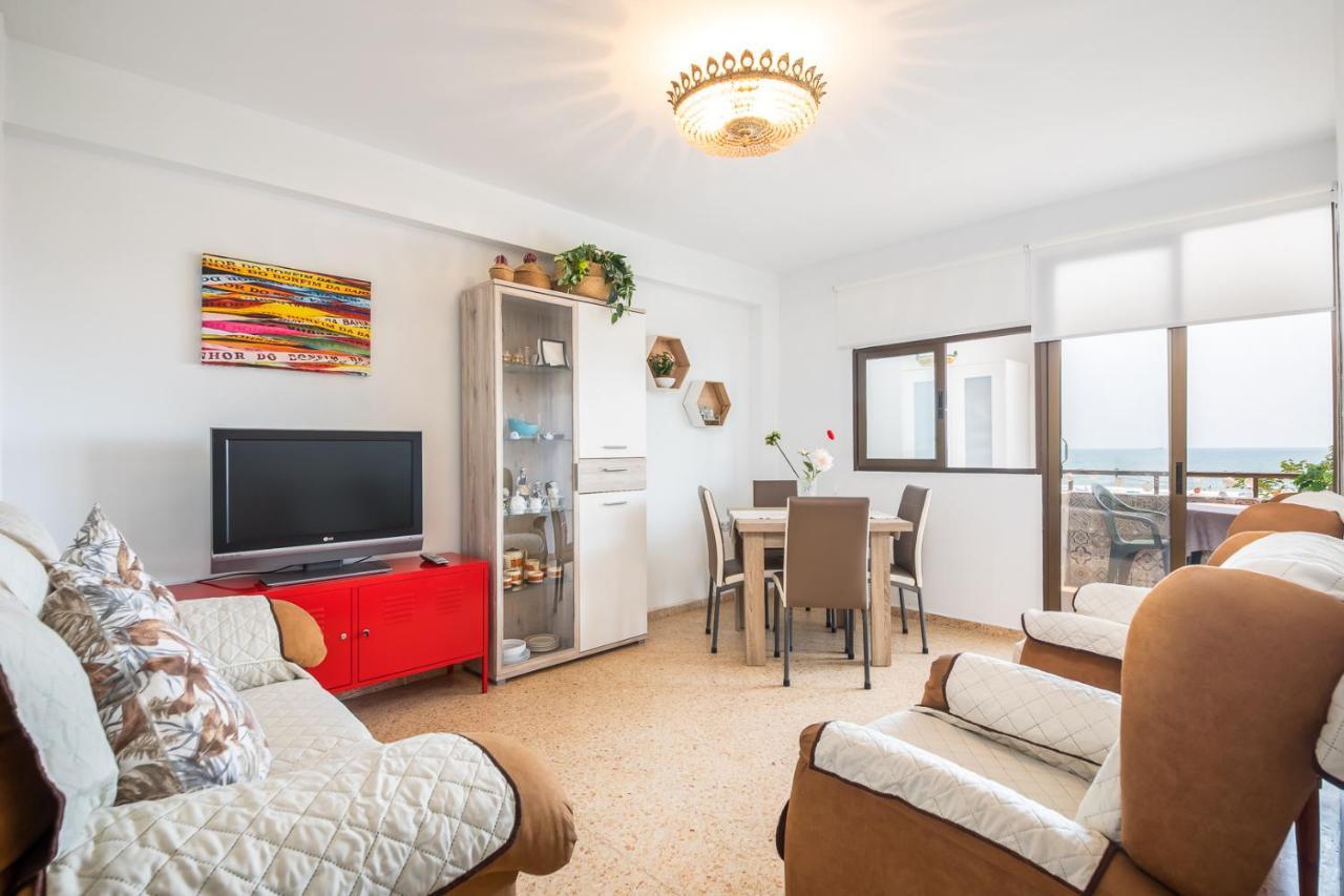 Isola Beachside Apartment บาเลนเซีย ภายนอก รูปภาพ