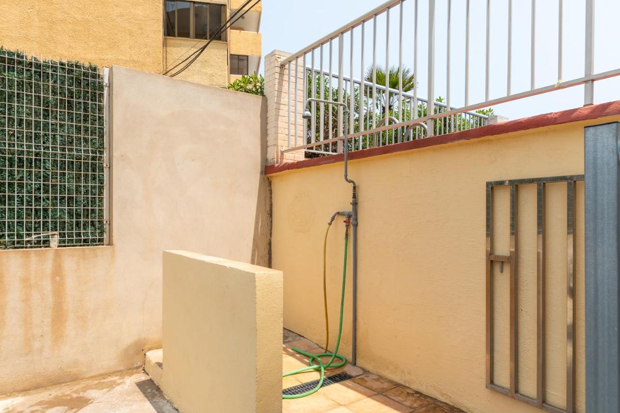 Isola Beachside Apartment บาเลนเซีย ภายนอก รูปภาพ